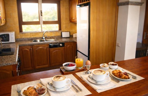 Montana Roja Villa | Fantastic villa with completely private pool, with high wall. Free wifi