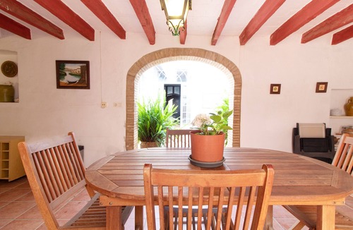 Quart de les Valls House | Global Vacacional: beautiful country house in Quart de les Valls
