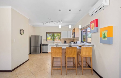 Gold Coast Villa | Gold Coast 4BR4.5BA Villa w/PrivatePool & Gym