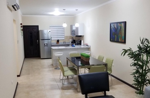 Malmok House | Gold Coast - Beautiful 2 Bedroom/2 Bathroom Town House