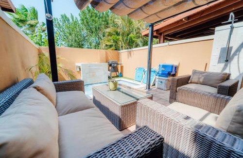 Gold Coast House | Gold coast beautiful house with private pool