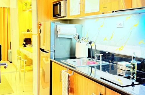 San Antonio Condo | Goldleaf Suite, Modern 1BR Condo in Makati’s Prime Spot w/City Views