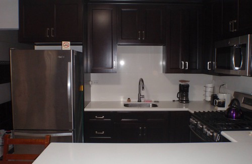 Kamay House | Gorgeous top of the line apt. 6 minute dr. to Beach. Check out April & May Rates