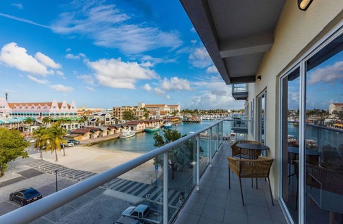 Oranjestad Condo | Great Family condo Oceanfront - Downtown