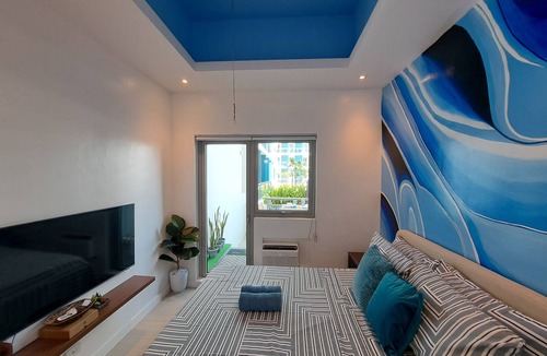 San Fernando Apartment | Hailey's Crib @ Azure North