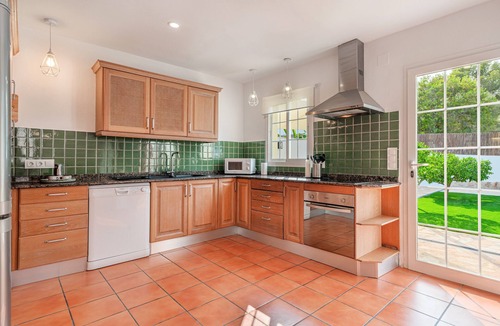 Palmanova House | Holiday Home 'Ca Na Luisa' with Sea View, Wi-Fi and Air Conditioning