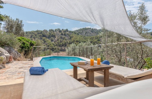 Puerto de Soller House | Holiday Home “Villa Cami de la Mar” with Mountain View, Wi-Fi, Garden & Terrace