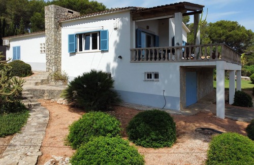 Cala Murada House | HOLIDAY HOUSE, COMFORTABLE WITH BEAUTIFUL SEA VIEW; 3 DOUBLE ROOMS, POOL, NEAR THE BEACH