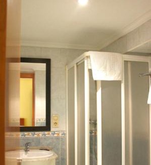 Oviedo City Centre House | Hostal Álvarez