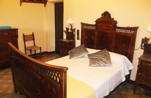 Sant Marti de Centelles Hostel | Hostal Rural Mas Blanc