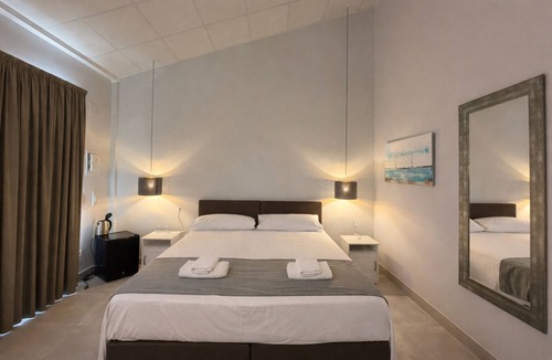 Javea Hostel | Hostal Xabina Javea