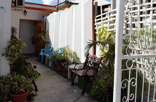 Oranjestad Hostel | Hostel ∙ 8 guests