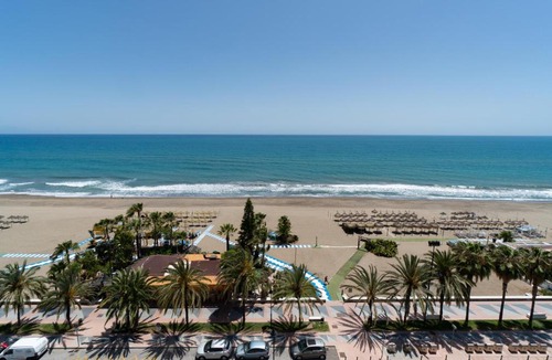 Torremolinos Apartment | Hotel Apartamentos Bajondillo