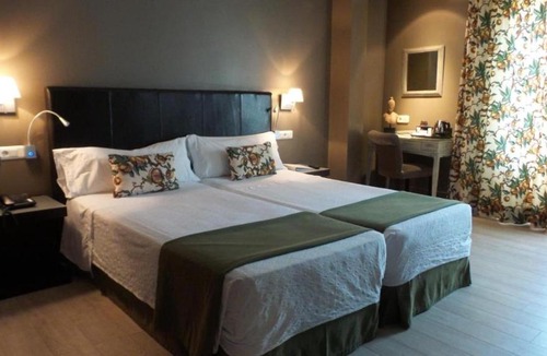 Sol Apartment | Hotel Moderno Puerta