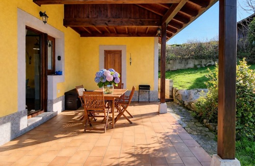 La Borbolla House | House in Llanes with garden and terrace- Alberu
