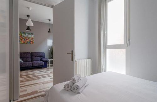 Almenara Apartment | Housing Alvarez by SharingCo
