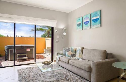 Gold Coast House | Incredible house in Gold Coast with private jacuzzi NEW REMODELING