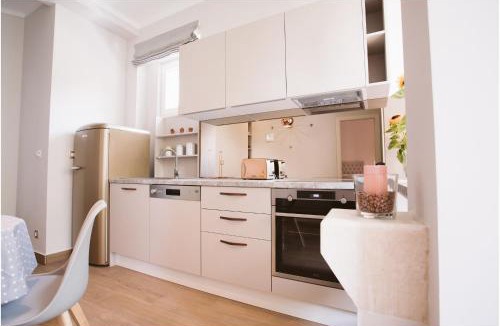 Bacvice Apartment | Izzy apartment