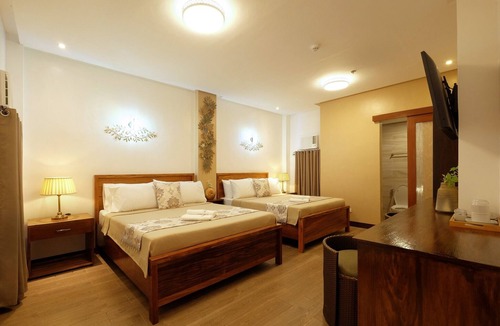 Coron Town Proper Cabin | Jai-cob's Suites