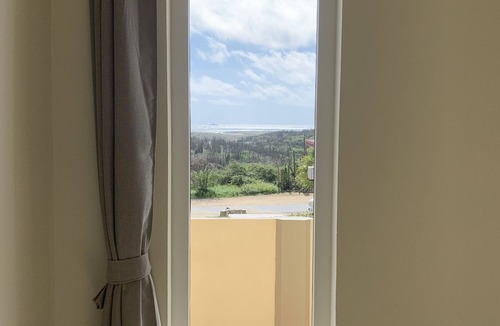 Alto Vista House | Jucasa Ocean Breeze