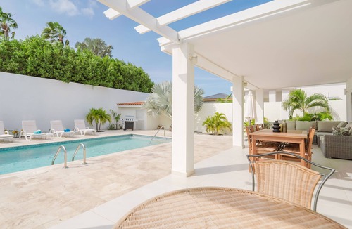 Piedra Plat House | Just minutes from Aruba’s best beaches, it’s the perfect spot for a relaxing vacation.