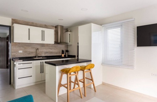 Washington Apartment | Keito petite 1BR APT #K2-3 min drive to Palm Beach