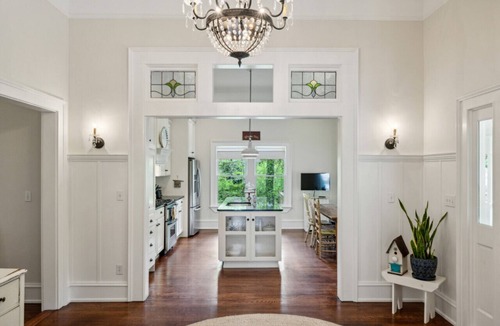 College Heights House | King Beds|Pets Welcome|Historic Queen Anne Cottage