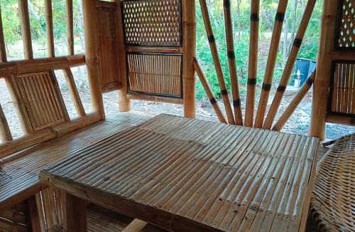 Guiuan Other | kubo with aircon