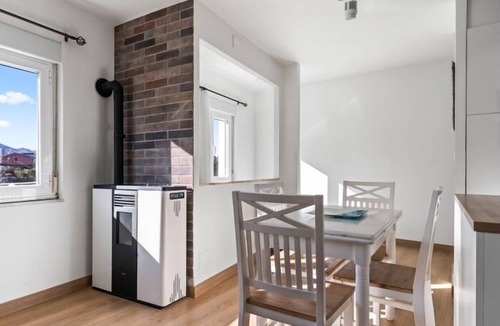 Ribadesella House | La Terraza de Ribadesella - country house in Ribadesella, Northern Spain
