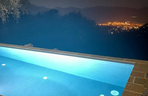 Olot Villa | Large Country Home for 8 near Olot – Perfect for Families & Group Getaways