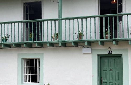 San Vicente de la Barquera Cottage | Large house near the beach of Gerra