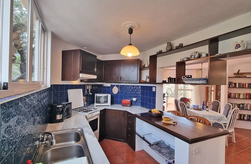 Los Llanos de Aridane Ski Chalet | Large "Perla del Sol" estate with year-round heated swimming pool