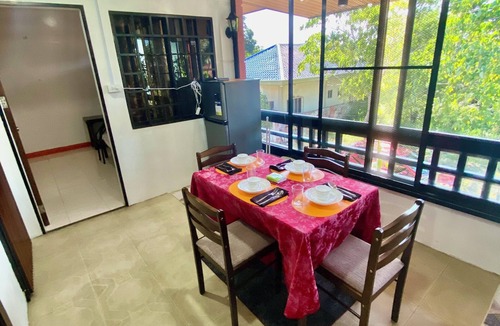 Davao House | Lens Staycation Serene 2-BDR-1BR-KTCHN-Wifihouse with AC in peaceful Panabo