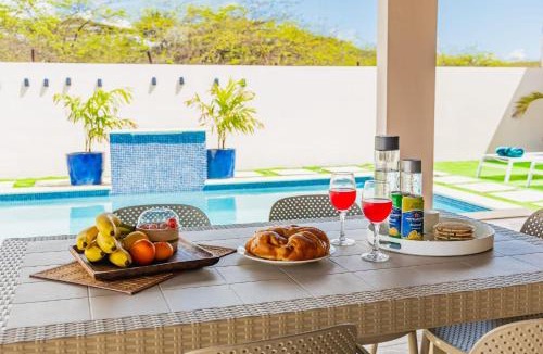 San Nicolas Zuid House | Lord's Suites