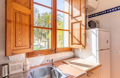 Puerto de Soller Apartment | Lovely Apartment On the Beach with Beautiful Terrace, A/C & Wi-Fi