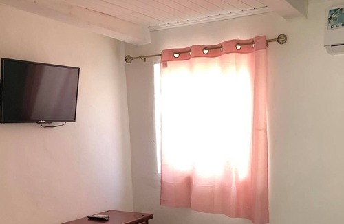 Paradijswijk Apartment | Lovely apartment with a pool & BBQ area to enjoy