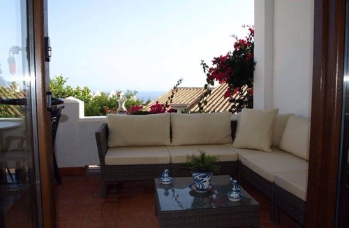 Nerja Villa | Lovely villa in the relaxing urbanisation of San Juan de Capistrano