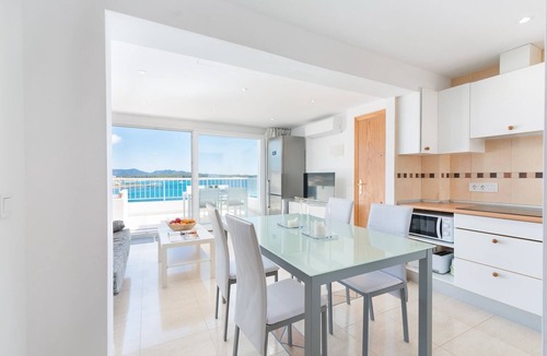 S'Illot-Cala Morlanda Apartment | Luisamar Sea View - Apartment In S'illot