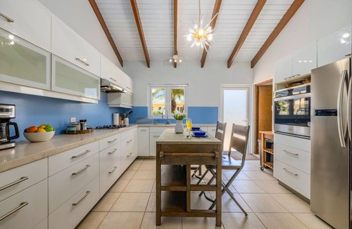 Moko Villa | Lux High-End Haven ~ Private Pool ~ Unique Decor