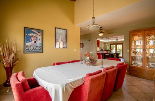 Malmok Villa | LUX PRIVATE VILLA I STEPS AWAY FROM MALMOK BEACH