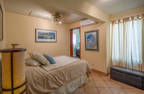 Malmok Villa | LUX PRIVATE VILLA I STEPS AWAY FROM MALMOK BEACH