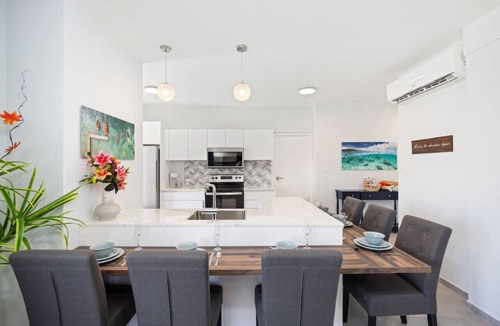 Gold Coast Apartment | Luxury 4BR/3BA Condo with Resort Amenities at Blue Diamond by Bocobay