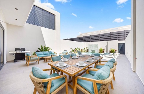 Malmok Villa | Luxury 4BR/4BA Villa w/Pool & Walk to Beach at Boca Catalina 5 by Bocobay