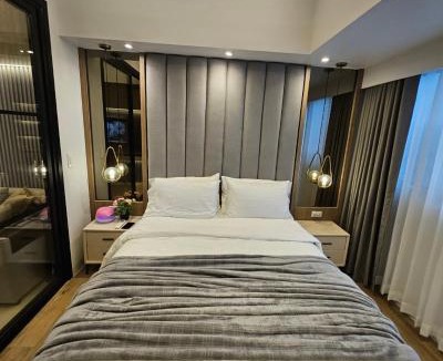 Bonifacio Global City Apartment | Luxury Apartment Suite 1 at Park McKinley West