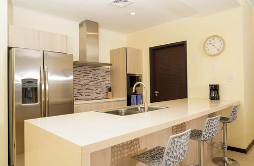 Oranjestad-West Apartment | Luxury Beachfront Apartment in Aruba