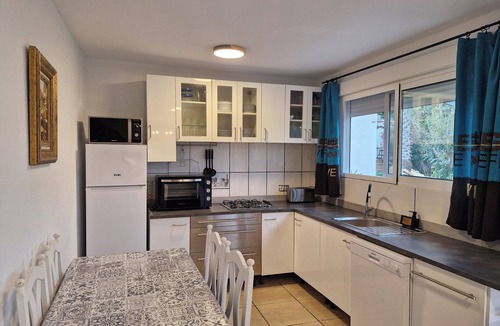 Peniscola House | Maison Brigitte Peñiscola, rustic house at the foot of the Sierra of Irta