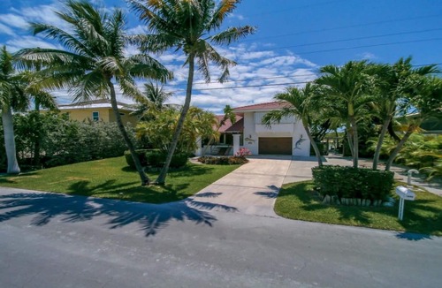 Marathon House | March Availability, Beach, 70 ft Dock - Marathon VACA-23-16 Entire House