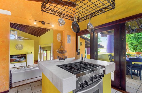 Ponton Villa | Mexican Style Villa with Private Pool - Free Utilities