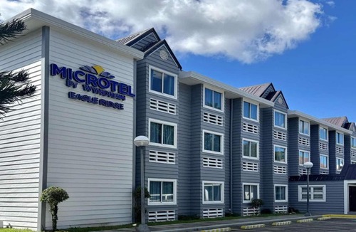 Javalera Hotel | Microtel by Wyndham Eagle Ridge