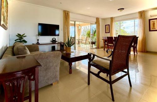 Sabana Liber House | Mila's Authentic Family Getaway Aruba